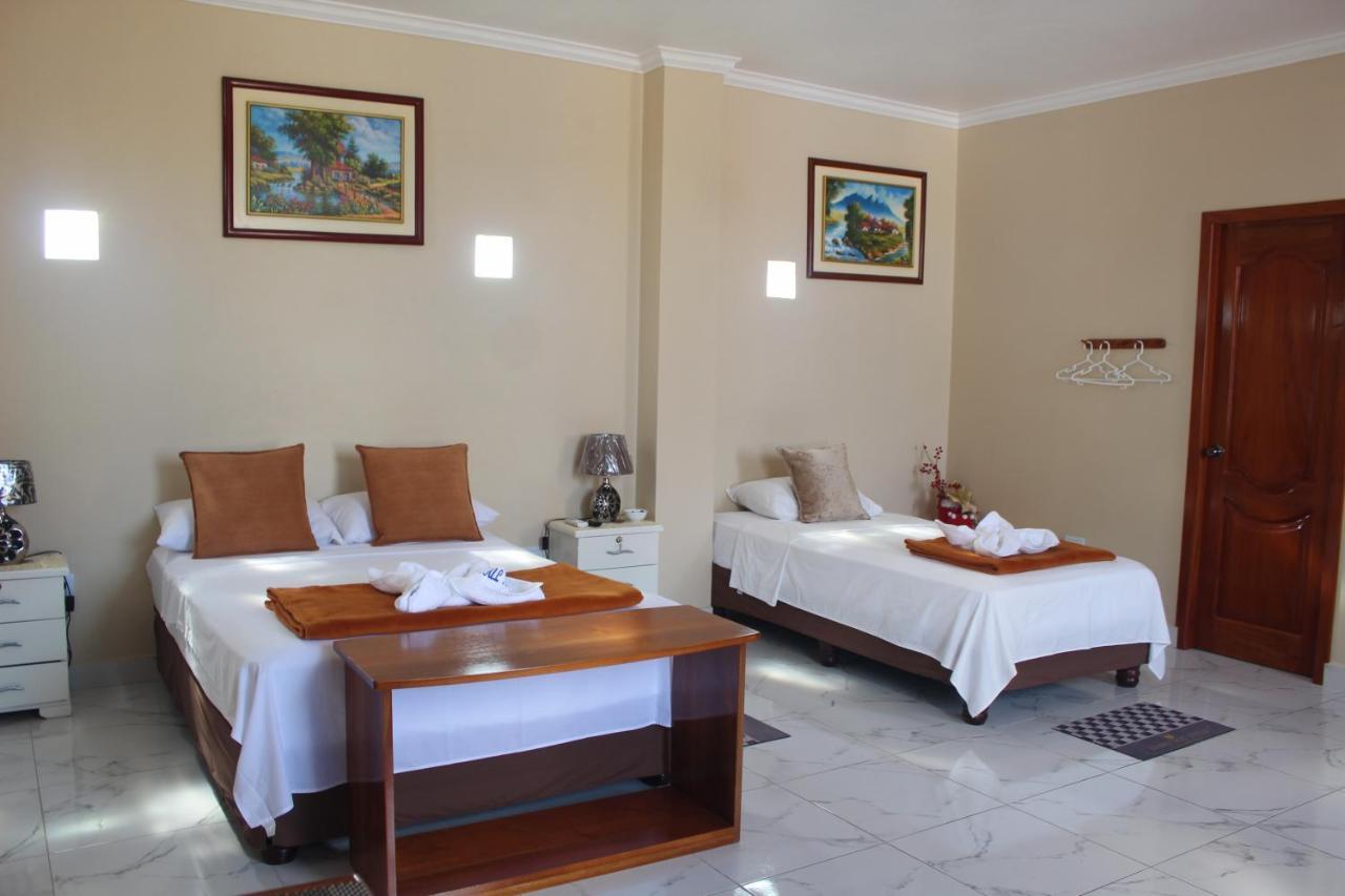 Hostal Romy Puerto Baquerizo Moreno Ngoại thất bức ảnh