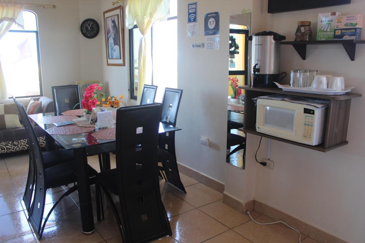 Hostal Romy Puerto Baquerizo Moreno Ngoại thất bức ảnh